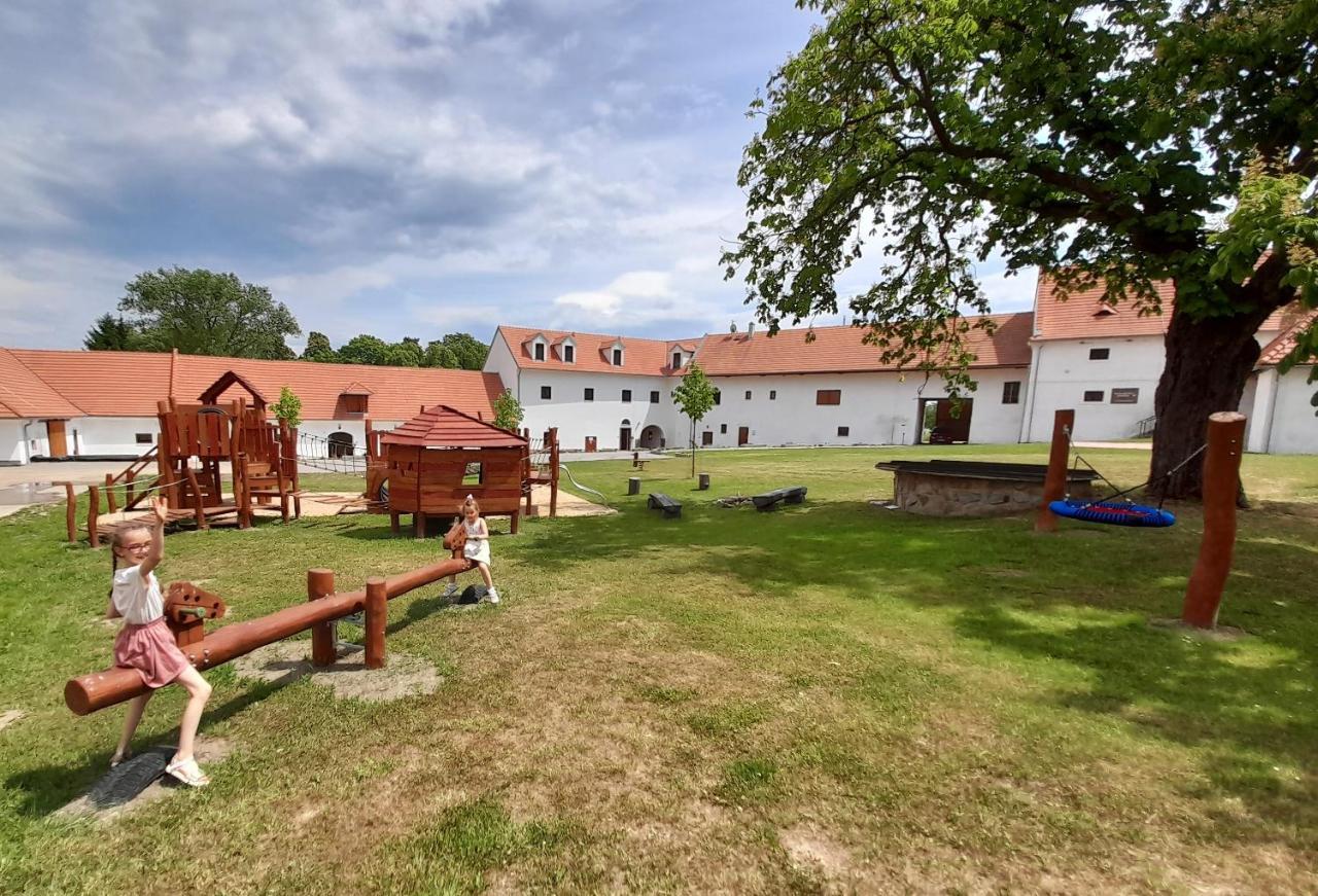 Residence Tvrz Skocice Экстерьер фото