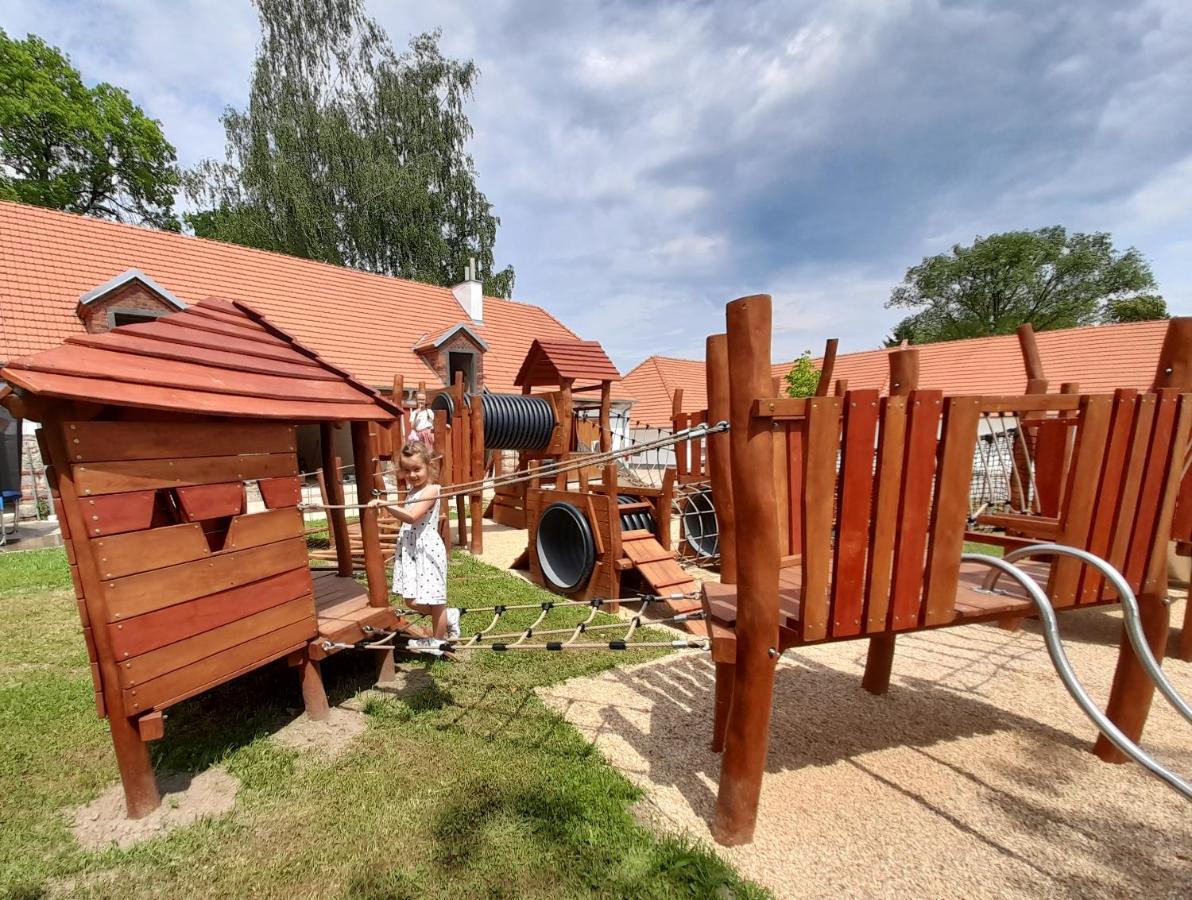 Residence Tvrz Skocice Экстерьер фото